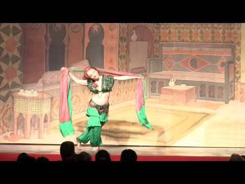 Eva Cernik @ Tribal Fest 15