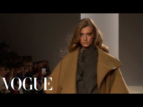 Fashion Show - Chloé Fall 2009 Ready-to-Wear