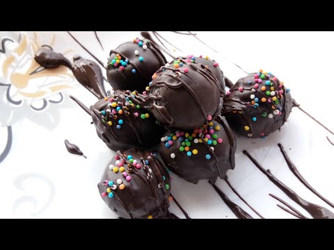 Mini chocolate cookie laddos/oreo balls