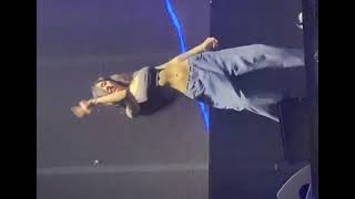 ダンサーを応援📣　くびれが素敵　#shorts  #live #fyp