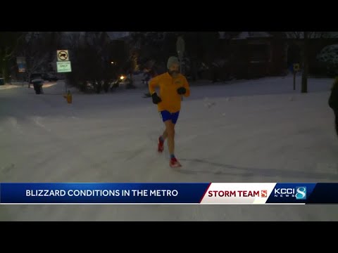 Blizzard conditions won’t stop Iowa runner