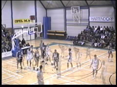 Beelden van de wedstrijd Haarlem-BSW uit het seizoen 1992-1993