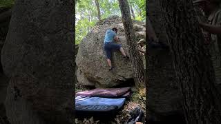 Video thumbnail of Ashes to ashes, 6b+. Taragasonne