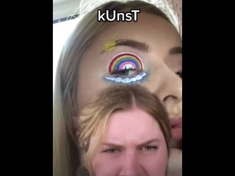 Paula's old looks 😅 I used to think they were reeeeally good