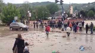 preview picture of video 'Zavidovići - velike poplave'