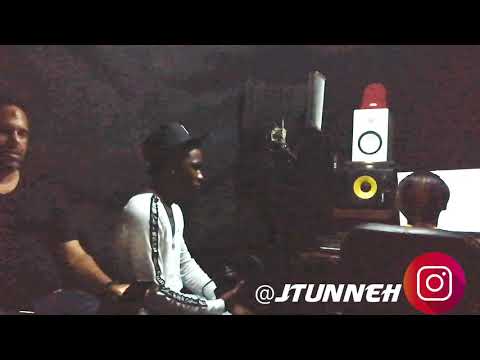 Frankely MC Montando Verso Para Tema Con ALIKATTE BIG 3BU #CODIGO