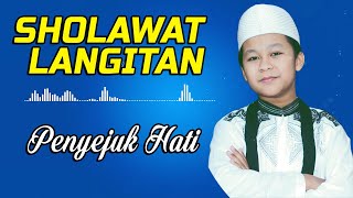 Download lagu SHOLAWAT LANGITAN POPULER - COVER NAZICH ZAIN mp3 Download lagu SHOLAWAT LANGITAN POPULER - COVER NAZICH ZAIN mp3