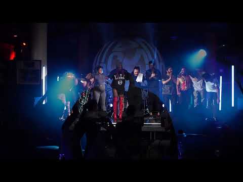 Bateu Matou "CHEGOU" @ LUX