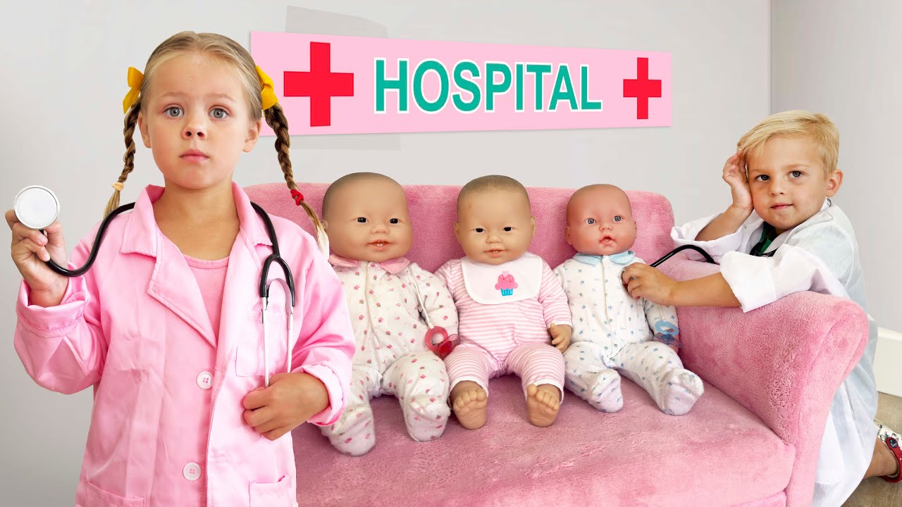 Naomi & David Superhero Adventure! Helping Friends is Fun!