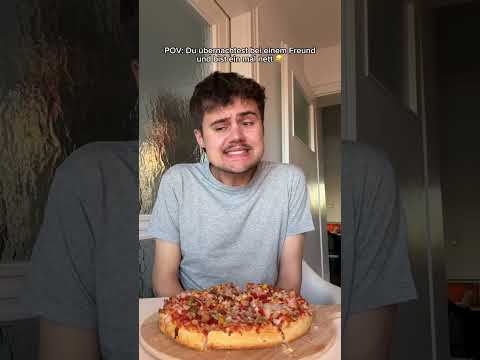Da ist man einmal nett 🥲 #pizza #übernachten #freunde @ItzJulShorts