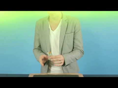 Flash w/ DVD by Chris Webb - www.MJMMagic.com