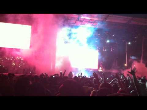 Axwell - Tell Me Why (Supermode) vs Bittersweet Symphony (The Verve) Monster Massive 2010