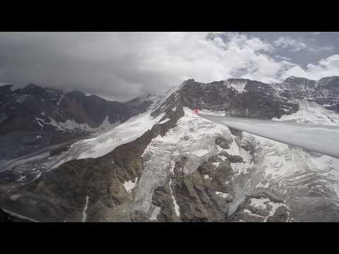 Ice Desert - Gliding from Breithorn to Eiger