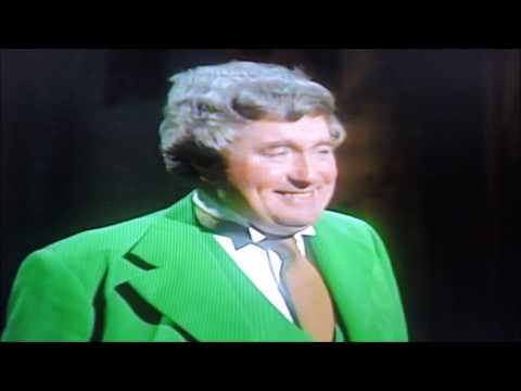 download lagu mp3 mp4 Pat Mooney, download mp3 Pat Mooney free downloadn, video klip Pat Mooney