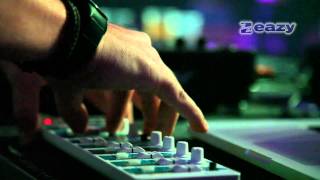 WEEKEND HEROES - INDUSTRIA