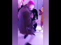 Callejero Fino Y Los Nota Lokos Bailando Turro