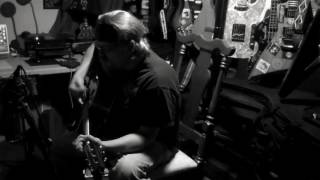 Live Performance of "Set Me Free"