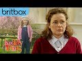 Saffy S Painful Childhood Memories In The Park Absolutely Fabulous