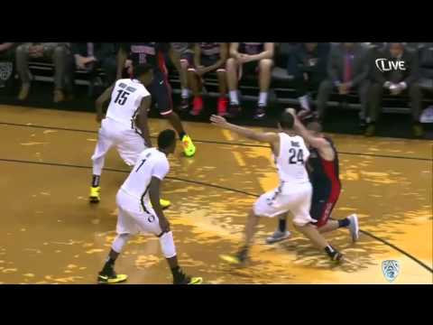 TJ McConnell Sick Move vs. Oregon