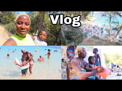 OUR FIRST TIME AT THE BEACH THIS YEAR VLOG | A DAY I OUR LIFE