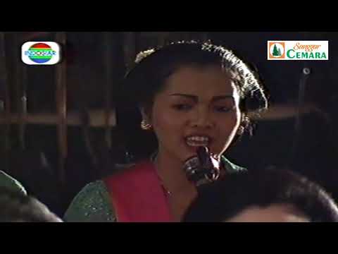 Nyi Dewi Marhaeningsih. Sinden Cantik Andalan Ki Anom Suroto ini telah Wafat. "Iki Wek'e Sopo".