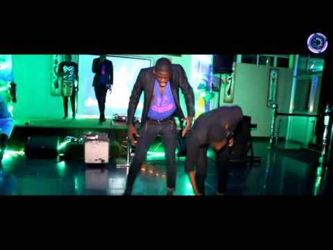 OS FECHAR  NA DISCOTECA LUCALA