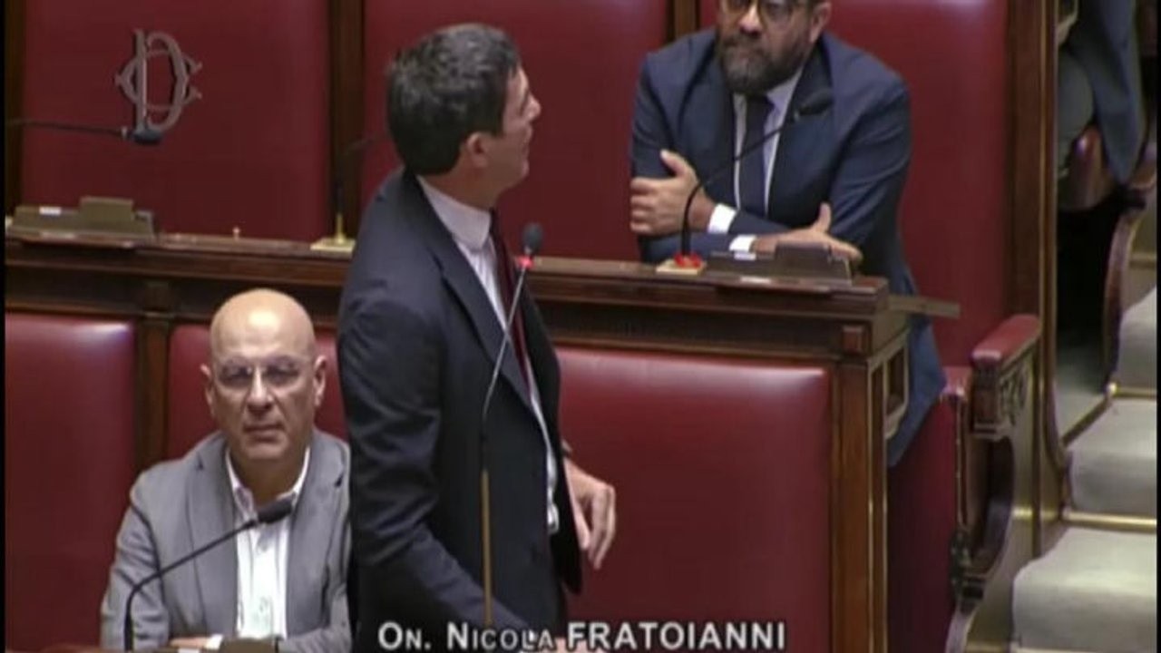 Caso Roggero, Fratoianni (Avs): Putrescente speculazione degli sciacalli che attentano a democrazia
