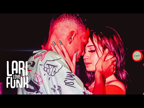 Duda Calmon e Alvin - A Gente É Tão Um Do Outro (Videoclipe)