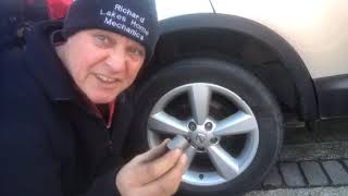 How to remove locking  wheel nut  with the spinning ring with out the key tool