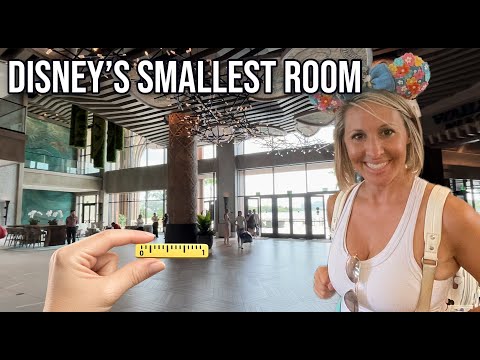 We Stayed in Disney World’s Smallest Hotel Room — Polynesian Duo Studio — Who It’s For?