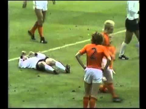 1974 World Cup .. Germany - Netherlands  2-1