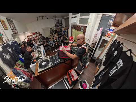 Skratcher Hawaii | @Hiambitions808 - DJ Neil Armstrong (Live Vinyl Set)