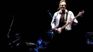 Kim Mitchell - A Million Vacations -Chatham Ribfest 2010