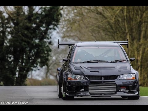 Guy Martin- Time Attack 2017: Cadwell Test