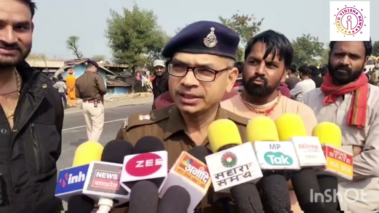 VIDISHA ACCIDENT NEWS - विदिशा में मोटरसाइकिल को बचाने से अनियंत्रित बस घर में घुसी,2 की मौत