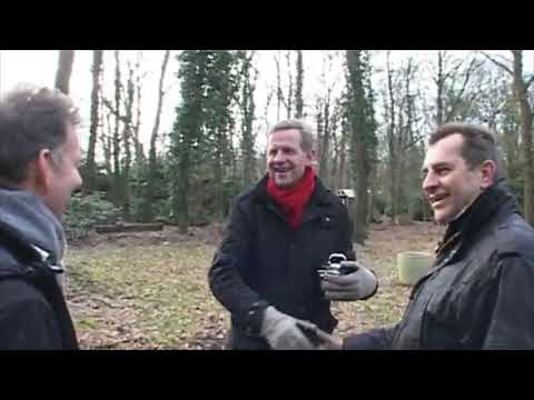 Het zal je maar gebeuren  St Tunnis Metworstpeerd