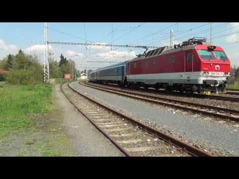 350 016-2 v čele Ex 125 Radhošť, Hranice na Moravě město