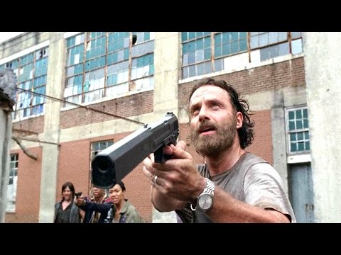 The Walking Dead || Statue