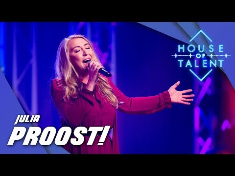 Julia van Helvoirt - Proost! (LIVE)