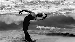 Chris Rea   Looking For The Summer