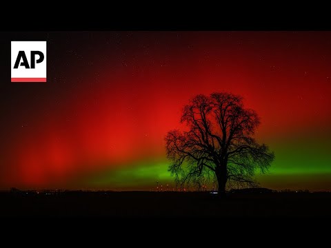 Video Thumbnail: Northern lights shine in the night sky over Germany