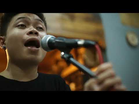 Zwingly Tanauma Indonesian Idol 2019 X Allan (Chrisye - Andai Aku Bisa) Akustik cover