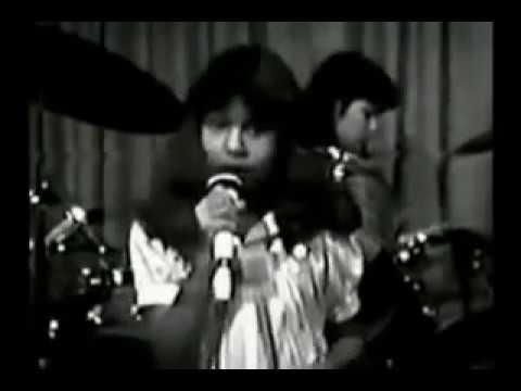 Footage of Selena Quintanilla when she was a child