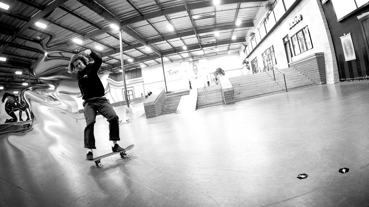 New Balance compite por el Powerslide más largo