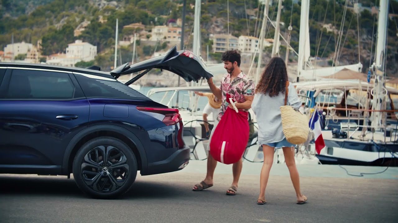 New limited edition Citroën C5 X Hypnos, the ride is part of the journey facade placeholder