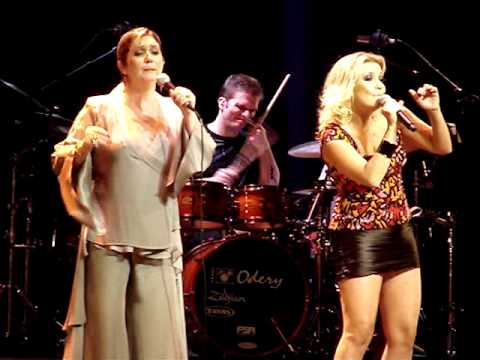 Luiza Possi - O Amor Vem Pra Cada Um (Com Zizi Possi)