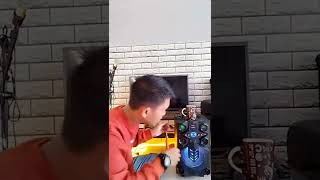 Download lagu Auto Ngakak Parodi 'YANG TERDALAM' Noah - 'SAKIT GIGI' Meggy Z🤣 mp3