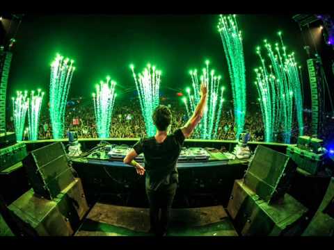 Afrojack & Blasterjaxx - The mystica spark(BashFlow MashUp)