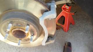 KIA STINGER BASE MODEL LIMITED 2018 FRONT BRAKE PADS REPLACEMENT