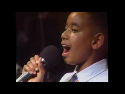 Mississippi Children's Choir - His Eye Is On the Sparrow